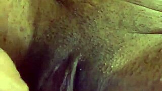 Waoo Se Masturbando Rico