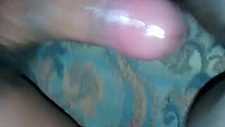 Уау, зряла приятелка на четири я ебват жестоко в догги!