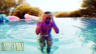 Majiik Montana Drops Monster Dick Poolside For Trap Barbie!