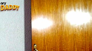 Obrero Se Coje A Su Vecina