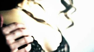 Sexy Live Stream Featuring Dani Daniels in Hot Solo Action