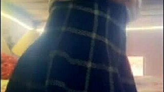 de falda me pongo cachonda, sexy