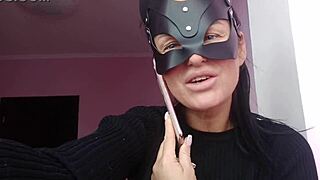 I cum under femdom bdsm fetish with cumshot