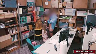 Lp officer fucks dollys pussy