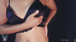 hey cutie, watch this solo asian teen model show off! 😍