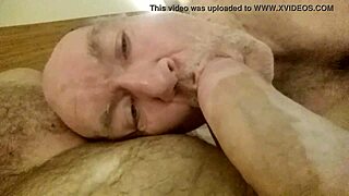 Camiel Sucks Tommie's Cock