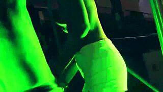 Follando En El Salon Erotica De Barcelona 2014 With Sexy Pornstar