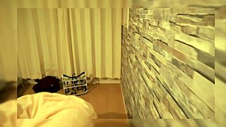 【素人】舞30代セックス大好きパイパン主婦。今夜はバックで旦那に突かれ中出しされる不倫妻。本当に誰の子を孕むか解らないけど今回は妊娠したら産みたい変態主婦。