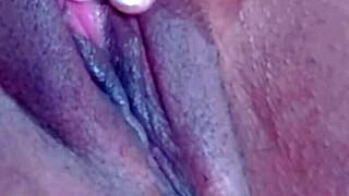 Teen says I'm masturbating with this chain to orgasm in BDSM.