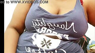 Sexy Indian maid, show me those boobs.