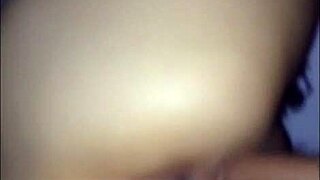 juicy teen pussy so horny 😍