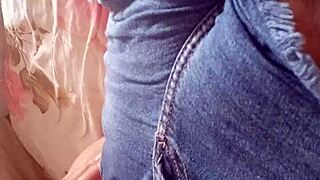 I'm addicted to masturbating, reaching orgasm every time!