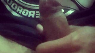 i'm showing my cock to you