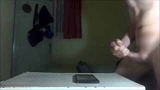 Jerking hard for Cassidyboo cum on face