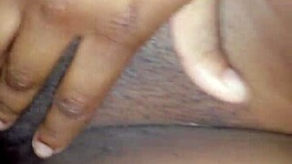 جمال سوداء منحنية للدوجي ستايل في لقاء ساخن