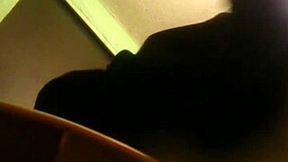 grabando chica en fiesta ewee 1