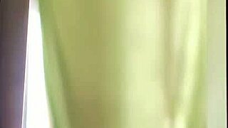 Venezuelan Escort Delivers Wild Action!