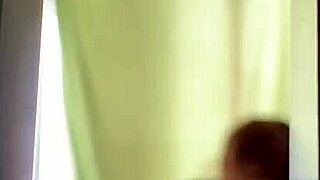 Venezuelan Escort Delivers Wild Action!