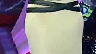 Kareena Kapoor in sexy slow motion dance