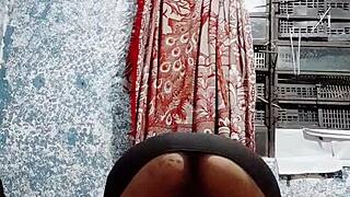 Mi hermanastra llego caliente