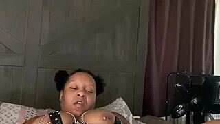 ebony girl toys pussy squirting