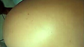 Socando Duro na Bucetinha Gulosa da Puta Indiana