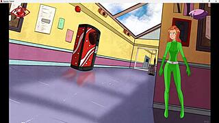 wow! paprika trainer part 2 with kissing and spying