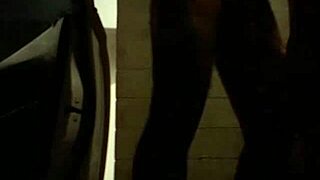 aluna nova da capoeira babando no meu pau