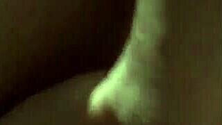 Lebanese star turns into a total slut!