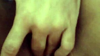 Naughty wife flaunts big ass for amateur adventures