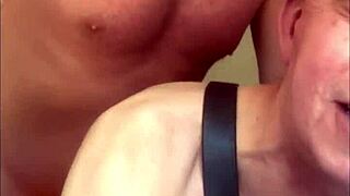 i'm having gay sex in the cabin