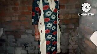 Hey, how did this Indian bhabhi squirt so hard tonight?