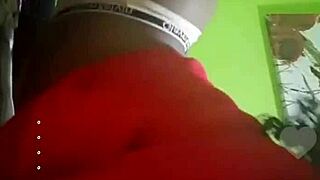 hey, watch this spanish prostitute masturbate live