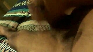 Rica Deslechada Handjob Fun