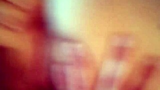 fingering ex gf makes her moan and scream 😩