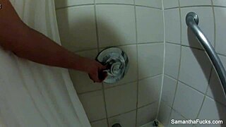 Samantha Saint Striptease Intens Belakang Panggung Tetek Besar Main Memek!