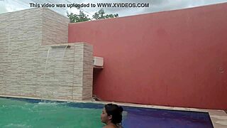 Triunfa Minha Buceta: Gadis Latina Muda di Threesome Antar Ras yang Hot