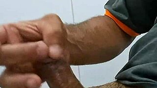 hey diogo, show us how you stroke that brazilian cock solo