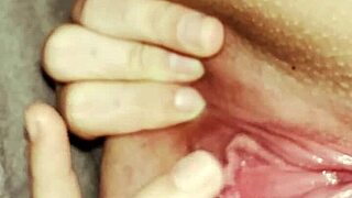 Stretching my fat pussy wide open under the covers to get the right position on my clit to help me bust my nutttttt feels so fucking good