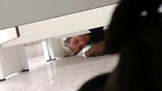 Hot gay fuck in mall bathroom with amateurs 😏