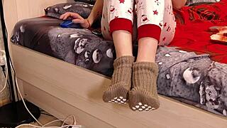 I am ready to lick Anya's tender fingers