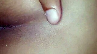 prostitute giving her pussy to the eater in the street