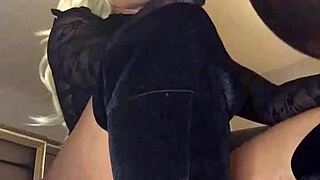 Balloon fetish takes over as babe dominates with her big ass.