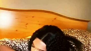 Ah, he's fucking her throat so deep! 😍