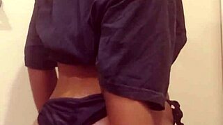 Naejae Strips Down and Squirts Hard for Your Eyes