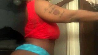 Chokolatethunder Smothers with Massive Ass