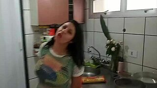 sarah rosa cooks sexy sensual macaroni dish