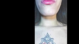 teasin’ my mouth fetish fans in hd with dirty sexy talkin