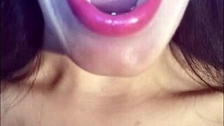 teasin’ my mouth fetish fans in hd with dirty sexy talkin