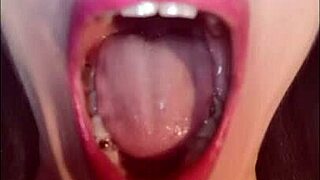 teasin’ my mouth fetish fans in hd with dirty sexy talkin